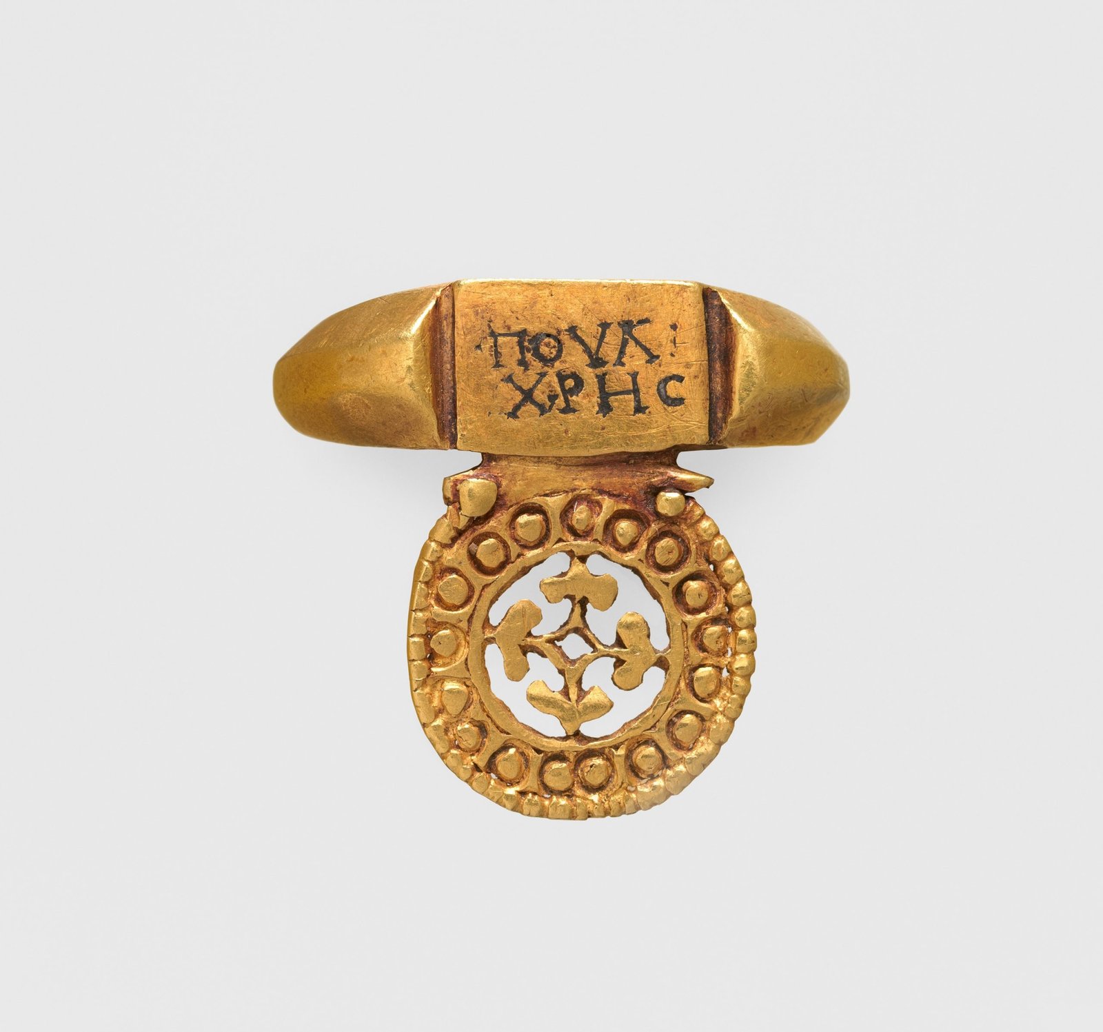 Roman key-rings, notes – Colors and Stones
